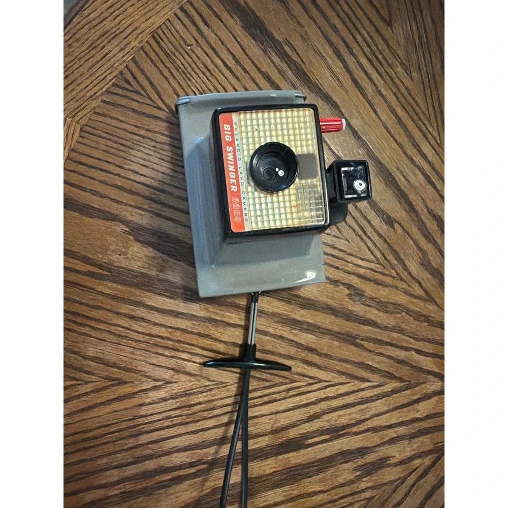Vintage Polaroid Land Camera Big Swinger 3000 Grey Instant Film Retro 1960s